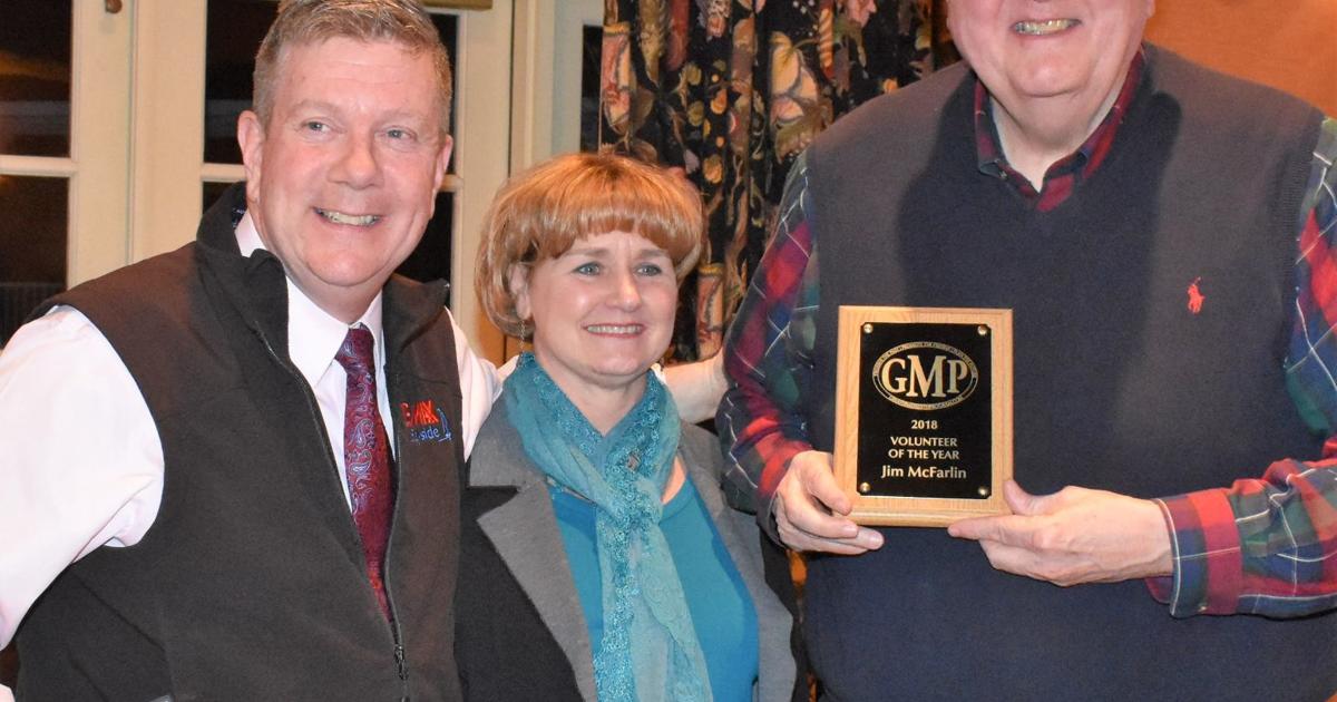 Archie statue proponent honored as volunteer of the year | Human ...