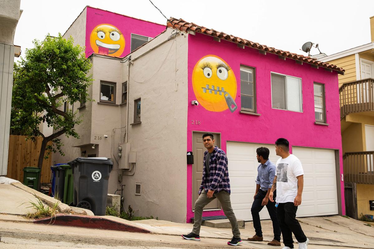 Hot Pink Emoji House Is Eyeing A New Owner In Manhattan Beach
