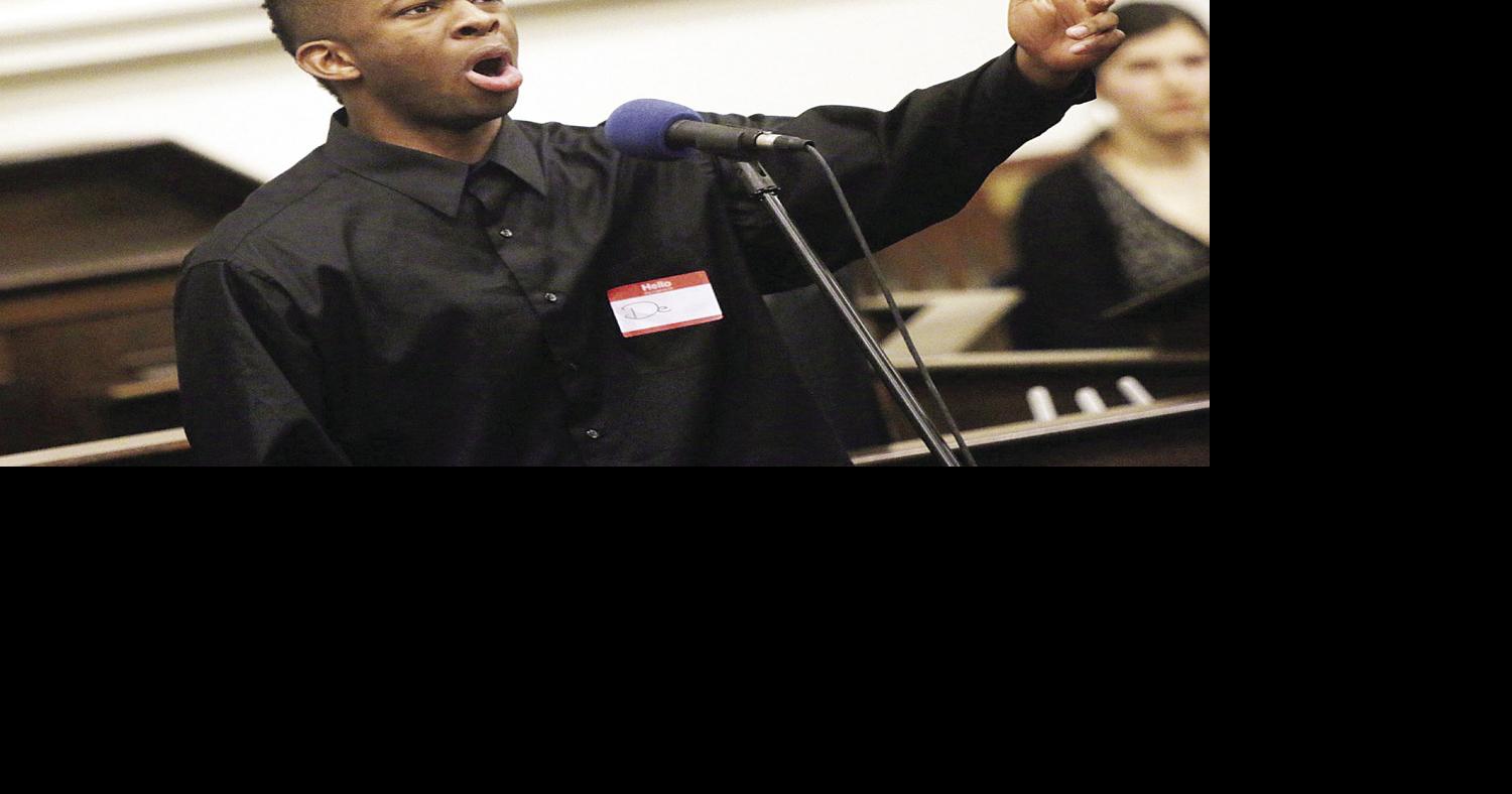 Goffstown senior advances to poetry competition in D.C. Education