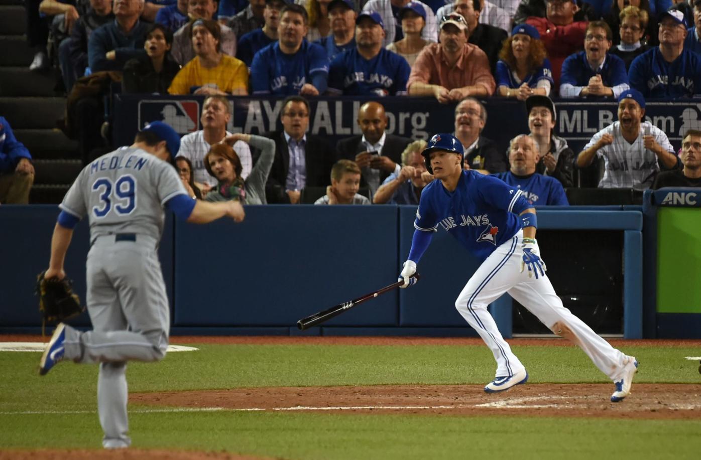 Back Home, Blue Jays Break Out To Beat Royals 11-8 In Game 3