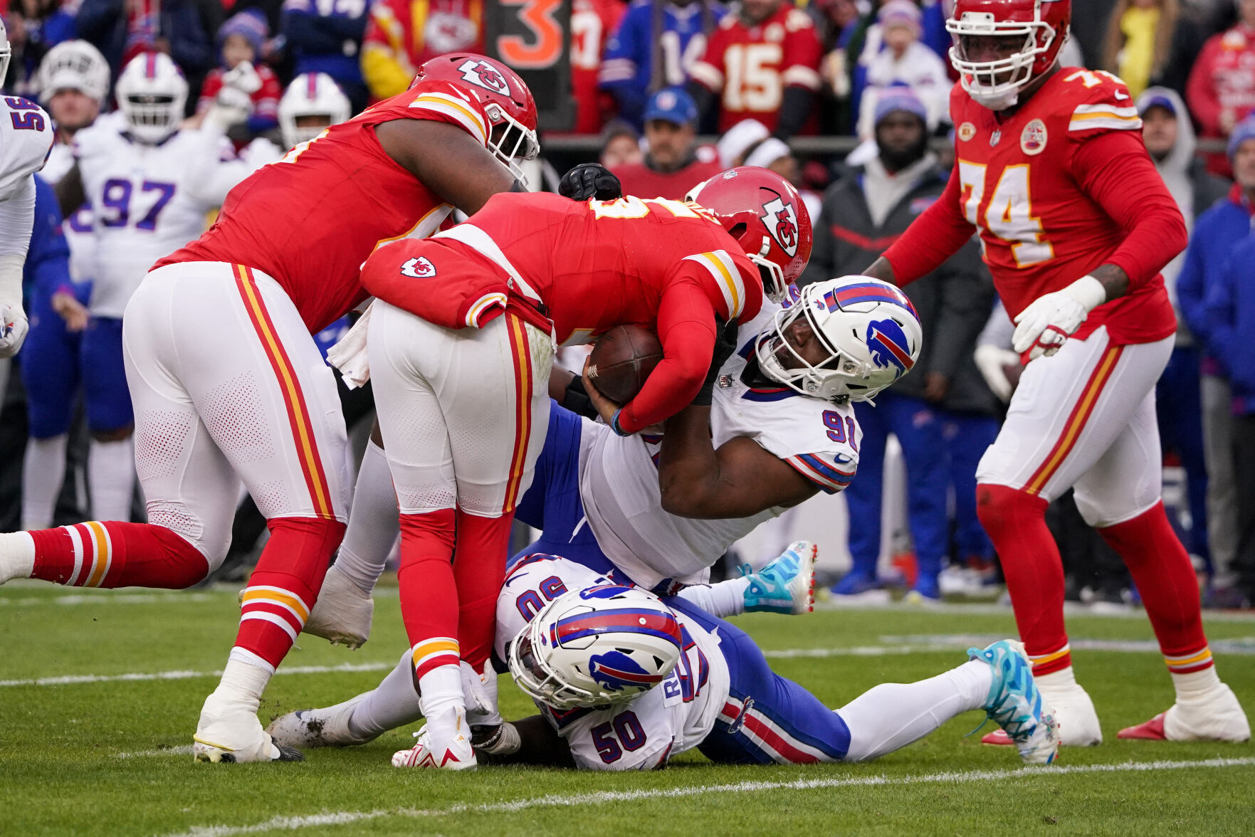 NFL Sunday Roundup: Allen Leads Bills To Win Over Mahomes, Chiefs ...