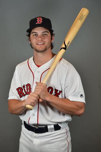 Watch Red Sox rookie Andrew Benintendi hit his first major league home run