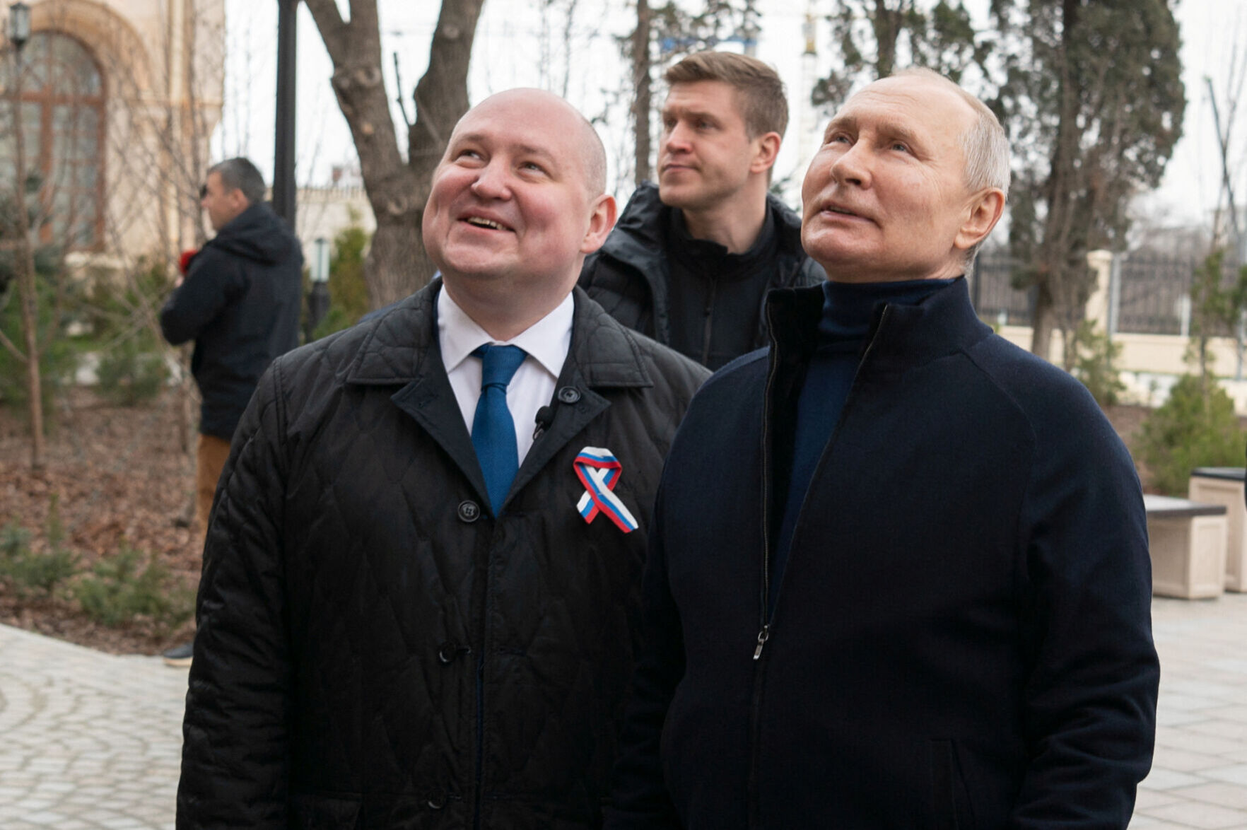 Russia's War On Ukraine Latest: Putin Visits Mariupol In Surprise Trip ...