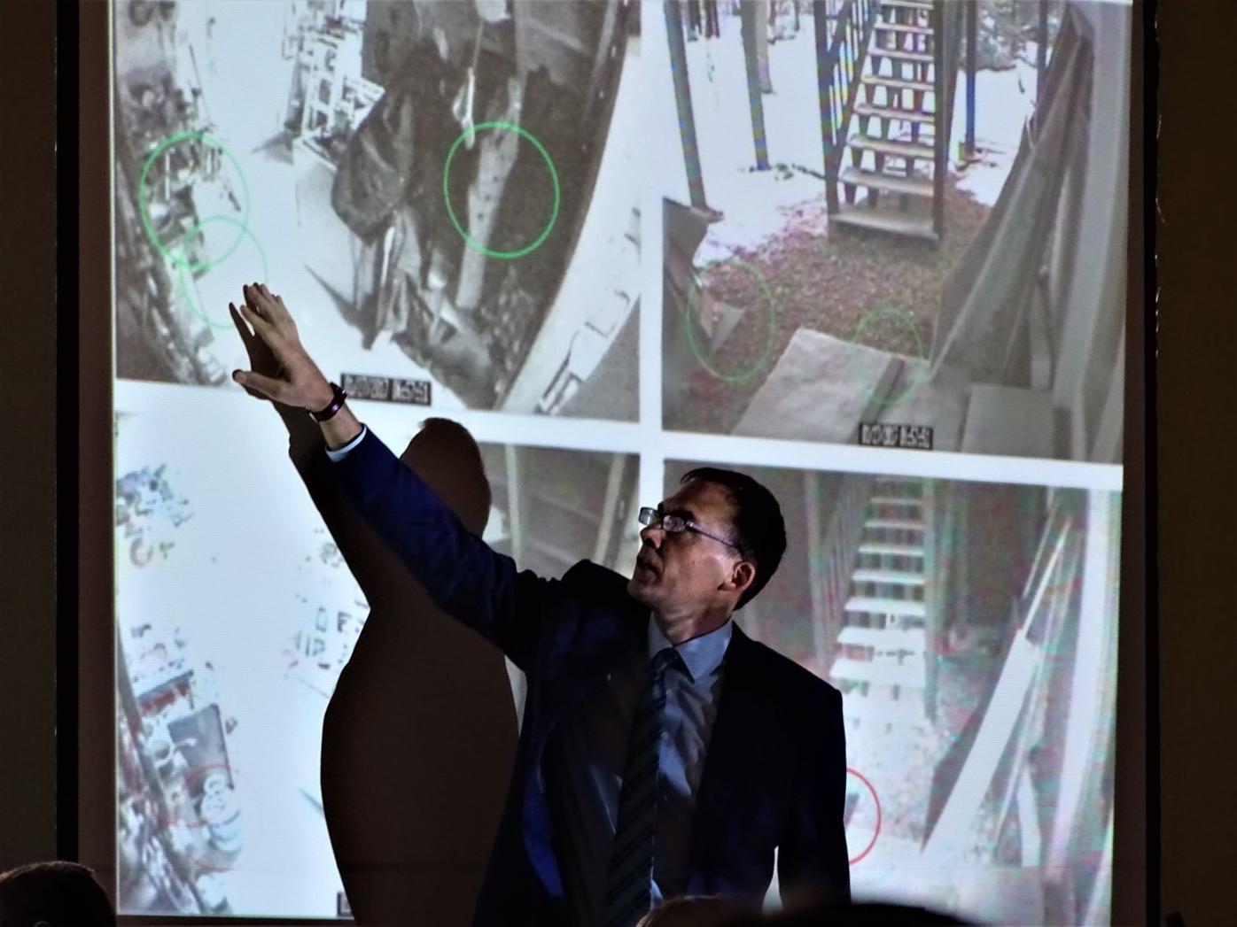 Video Surveillance Shows Double Murder Suspect At The Scene Of The Crime Crime Unionleader Com
