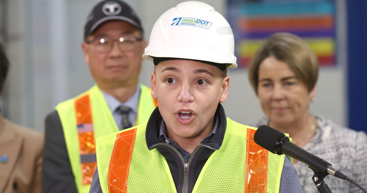 MassDOT chief who pushed NH border tolls is out, but keeps $200K pay