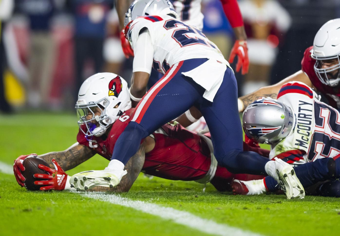 Patriots lean on defense to overpower Cardinals