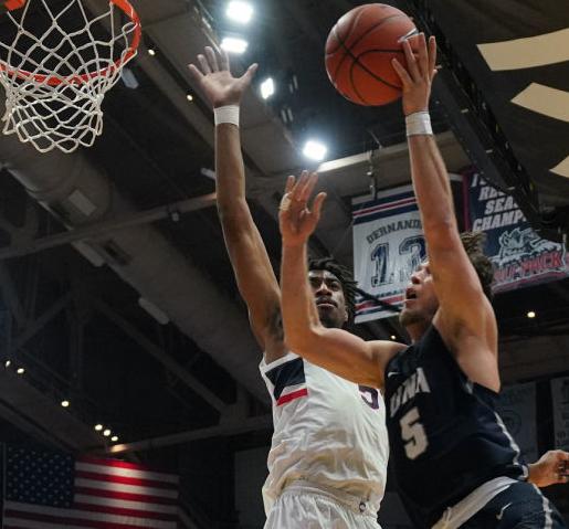 Nh Colleges Unh Basketball Team Notches Big Win Over Hartford
