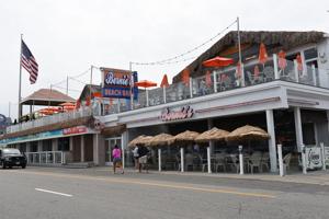 Bernie’s Beach Bar adds more space and opens 'Big Al's' pizza joint