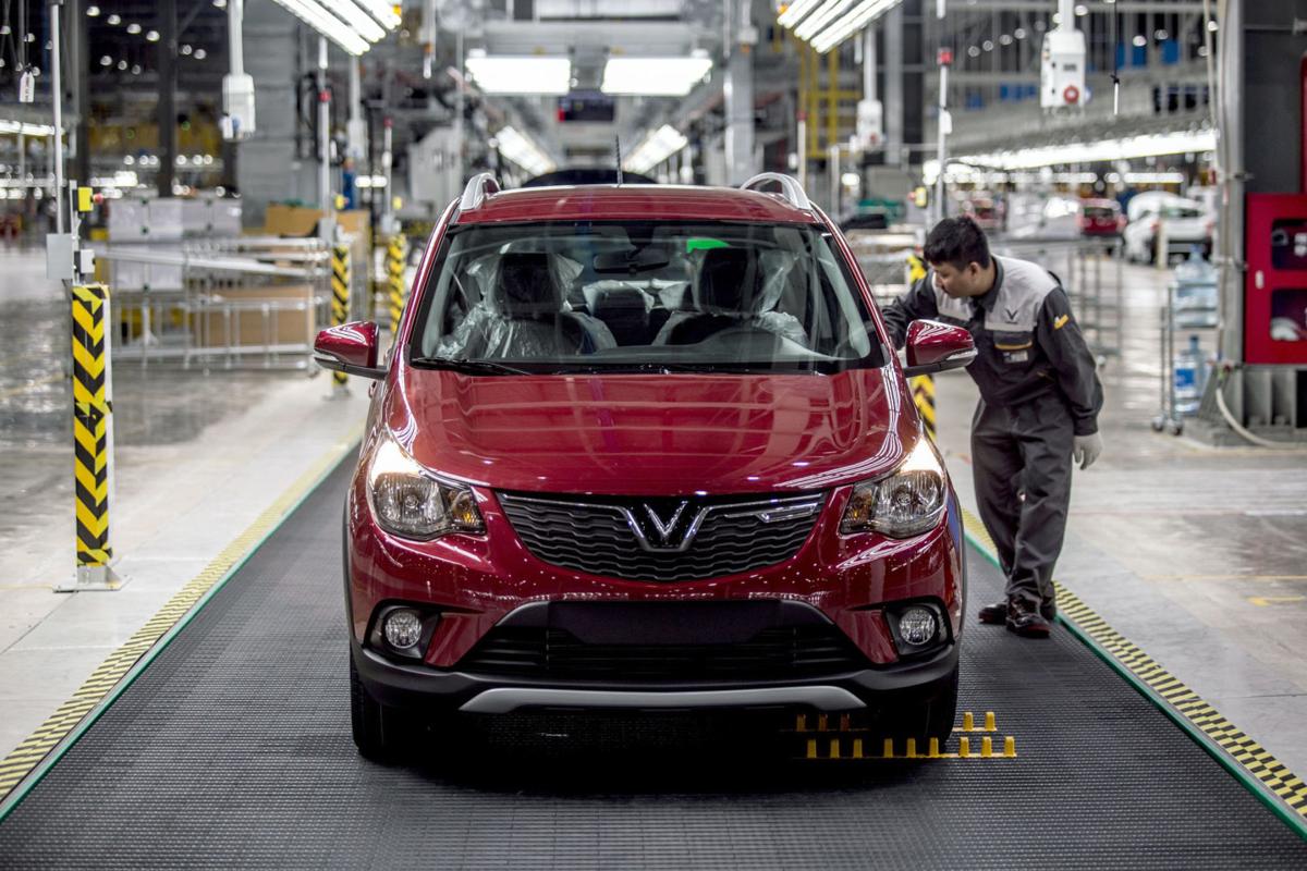 17000 Hatchback From Vietnam Rolls Out To Take On Ford And