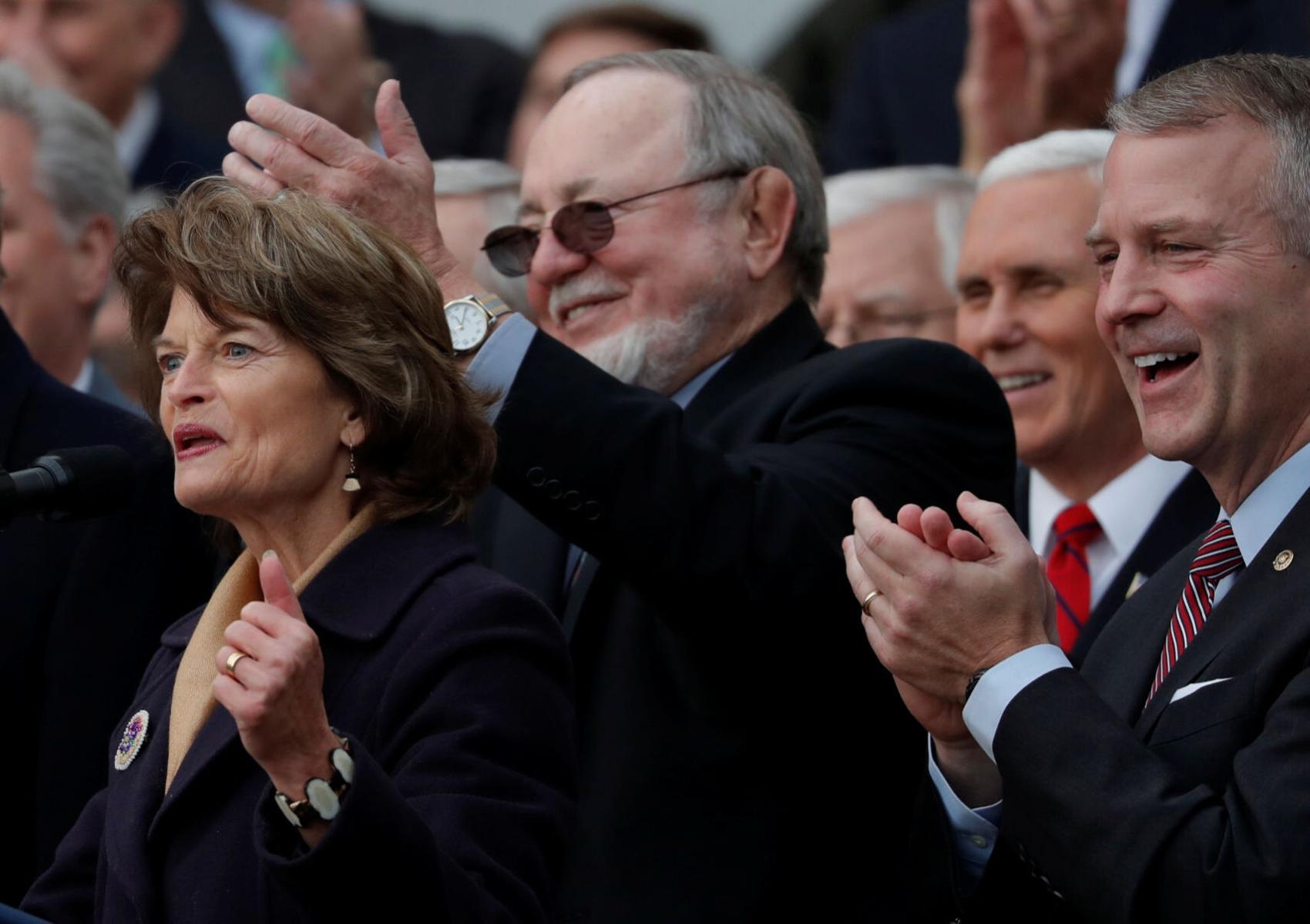 Trump administration pushes to sell Alaska oil leases pre-Biden inauguration thumbnail