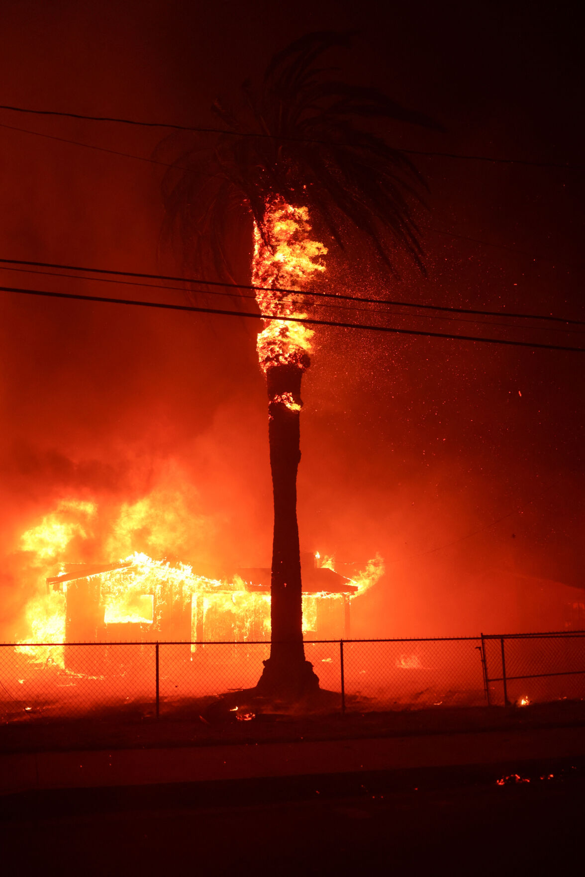 Wildfires rage out of control near Los Angeles, killing at least two |  Nation | unionleader.com