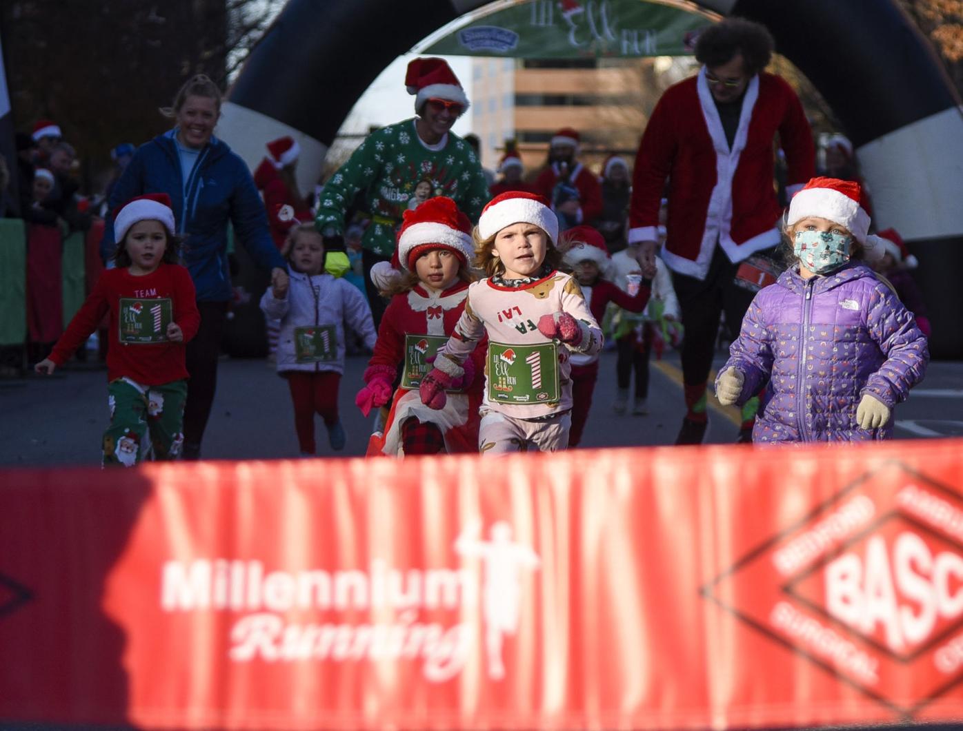 Manchester Christmas Parade 2022 Manchester Christmas Parade, Pre-Holiday Scenes | Human Interest |  Unionleader.com