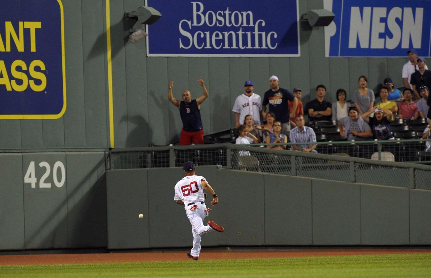 Red Sox scoreboard photo, Do-not-import