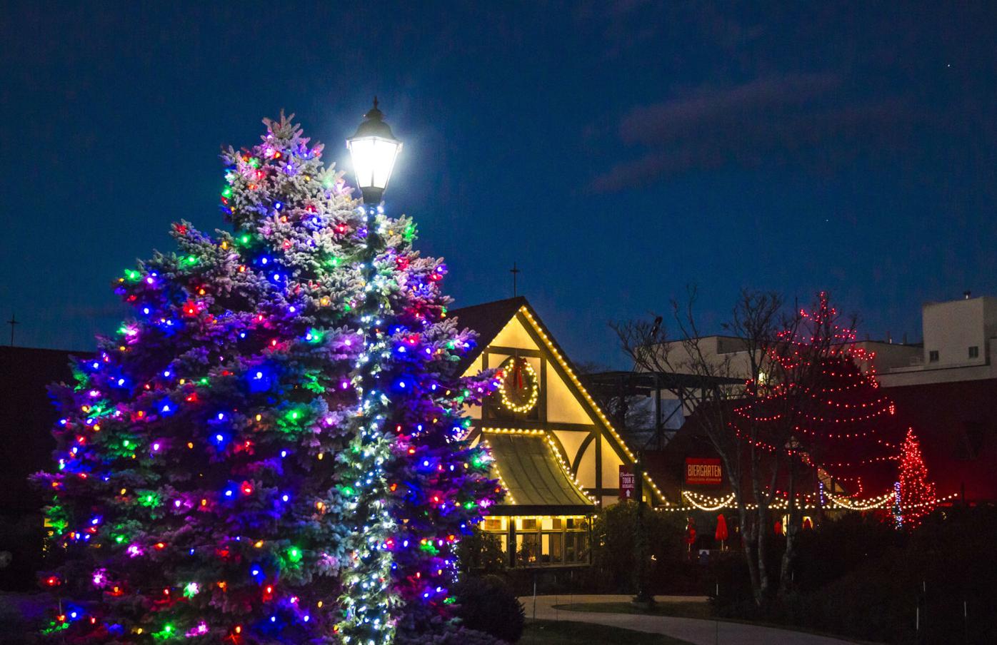 Anheuser Busch Christmas Lights 2021 Anheuser Busch Brewery Aglow With Record 250 000 Lights And Vip Igloos A E Unionleader Com