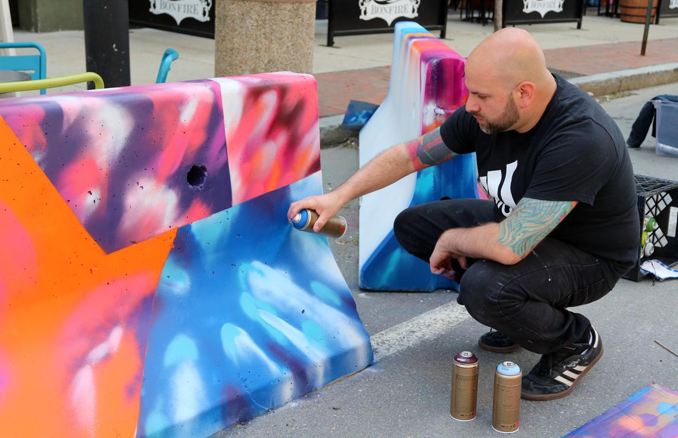 Art Institute Teacher Student Inject Some Color And Conversation Into Downtown Manchester A E Unionleader Com