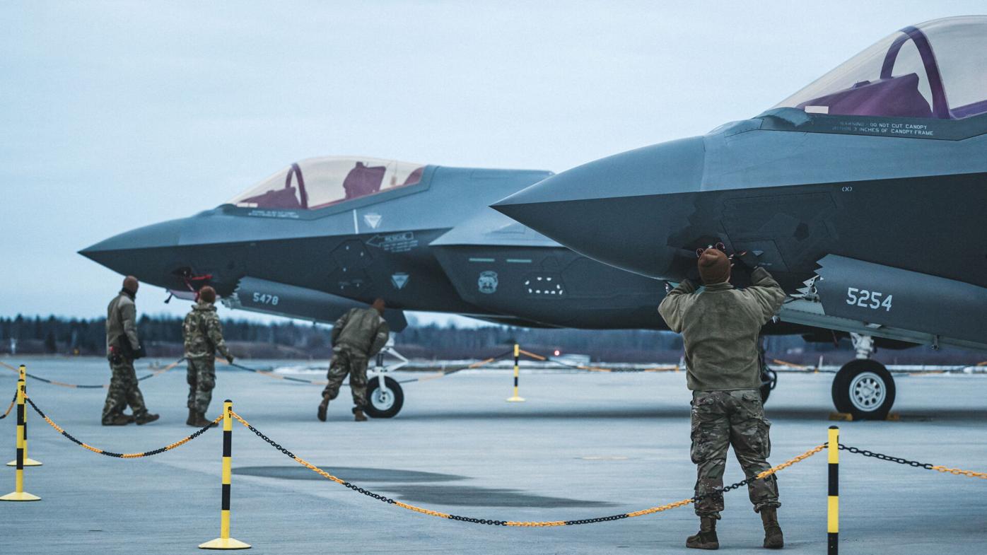 Navy recovers crashed F-35C jet from bottom of South China ...