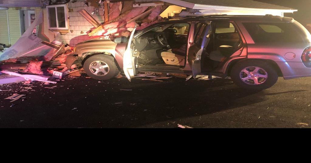 Teen driver loses control, crashes into Epping house Public Safety