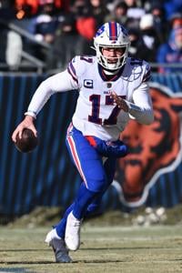 Bengals TE Hayden Hurst says he's 'ready to go' ahead of matchup with Bills  