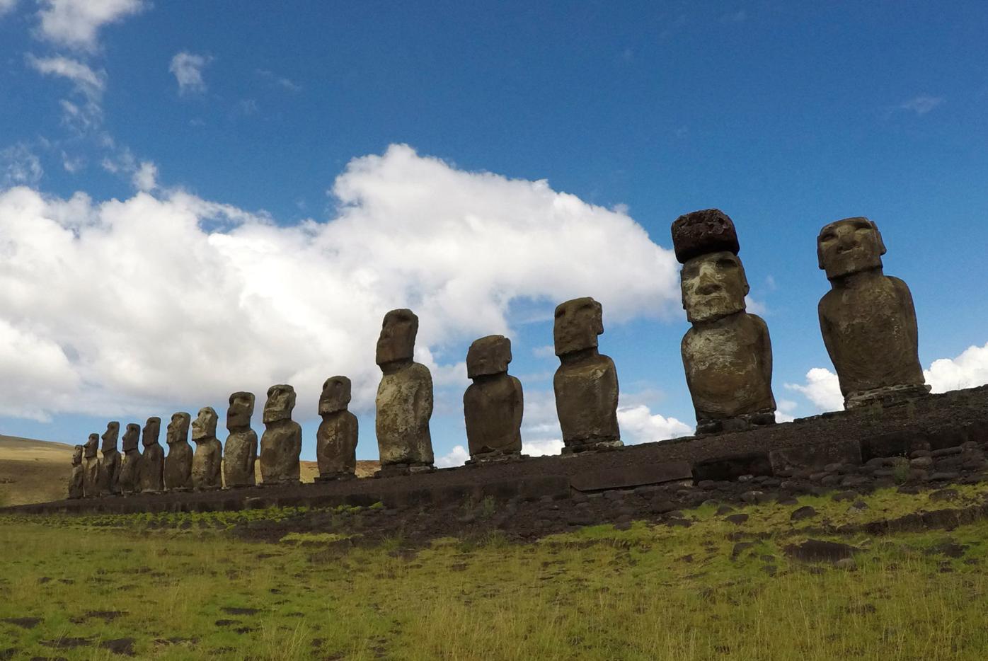 Moai Statues on Easter Island NBH-009 NANOBLOCK | Sights to See