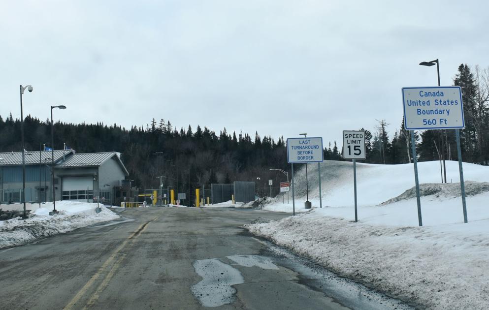 Waiting Patiently Canadian Border Opening Still Unclear Economy Unionleader Com