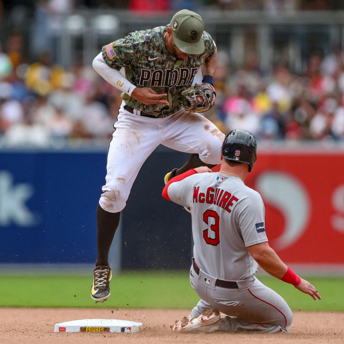 Rougned Odor's ninth-inning homer helps Padres take series from