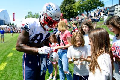 They can't smell a thing: Pats receivers out to prove doubters