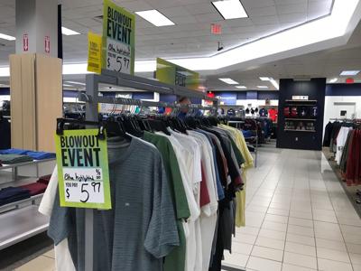 Two Sears Two Kmarts To Close In Granite State Business