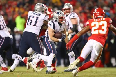 Praise Continues For Pats Offensive Line Coach Scarnecchia Sports Unionleader Com