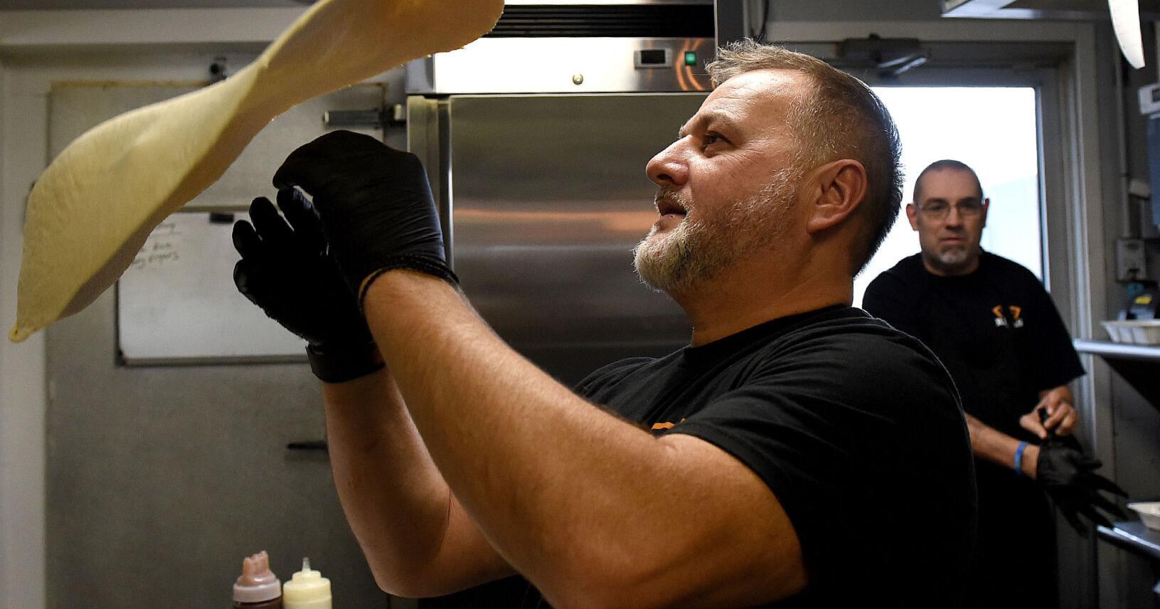 Rizzas Pizza opens in Manchester; Papa Gino's bails | New Business - Vimarsana News