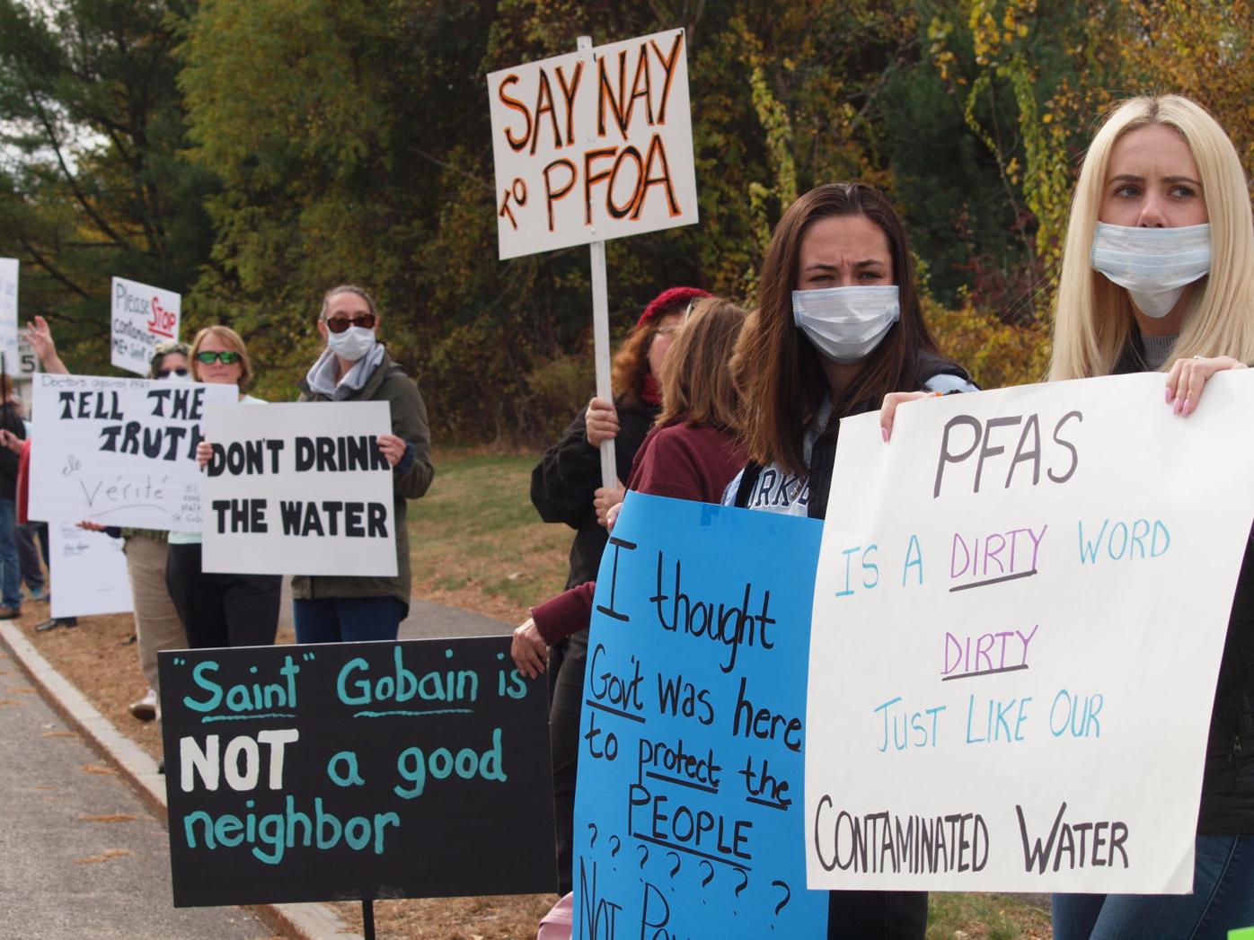 Pfoa In Water Merrimack Protesters Urge Saint Gobain To Do More Environment Unionleader Com