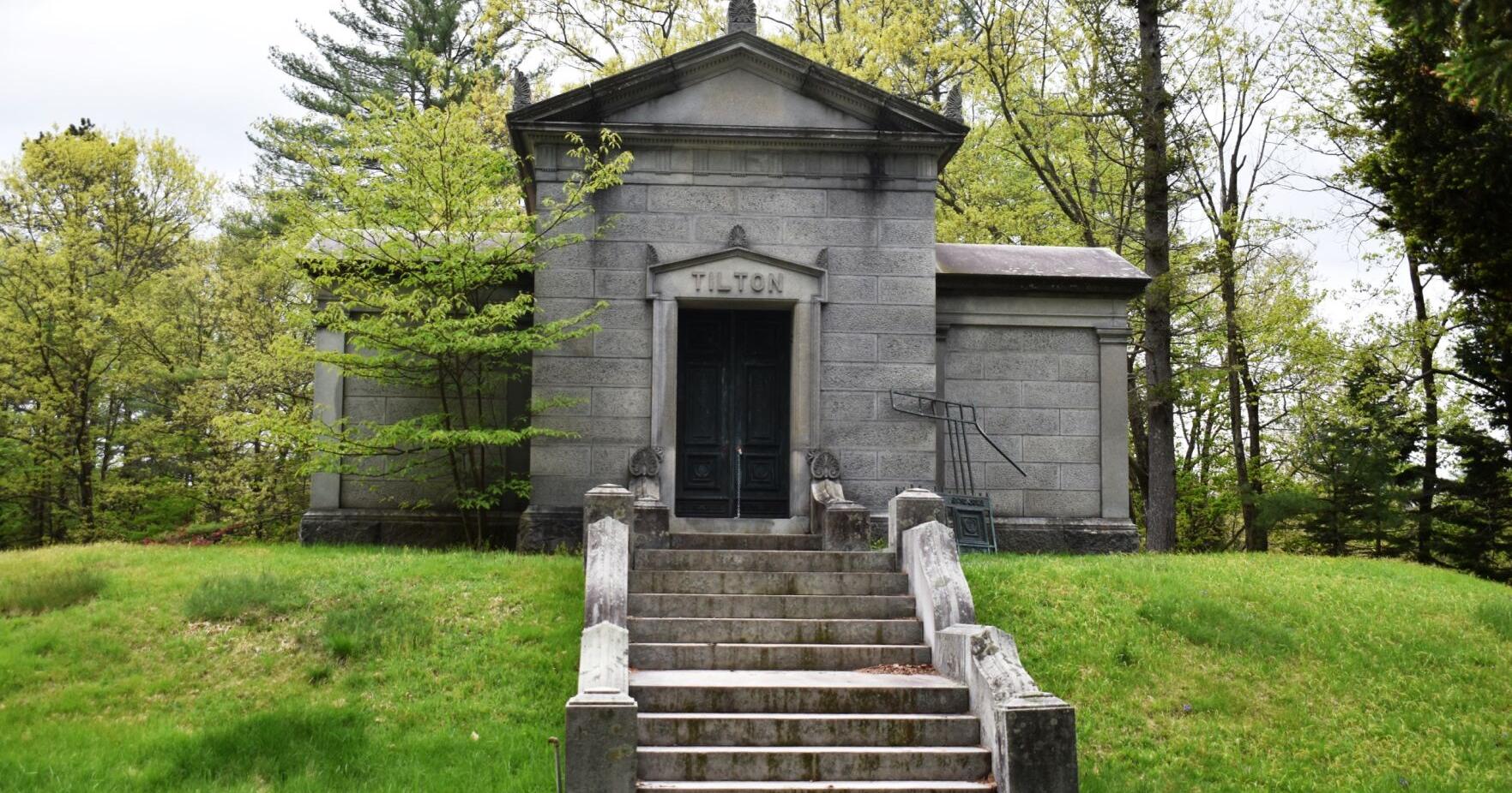 Man charged in connection with thefts from Tilton family mausoleum - Vimarsana News