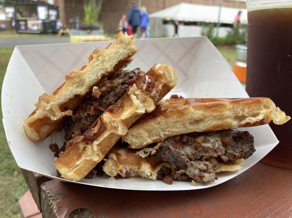 I ate 27 new Big E foods so you don't have to: Here's what's good, what to  skip 