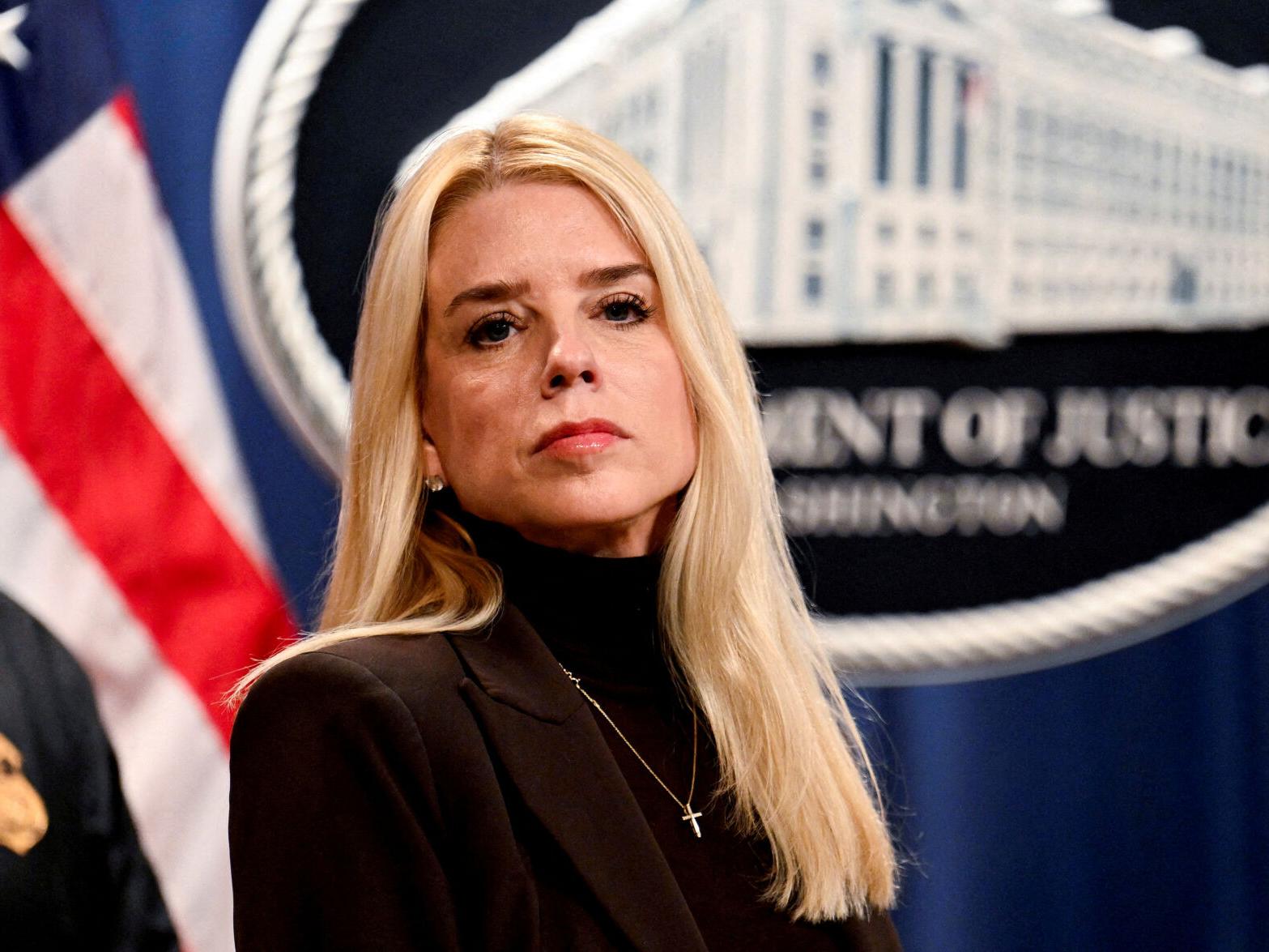 Attorney General Pam Bondi downplays need for DOJ probe of Signal chat |  National | unionleader.com
