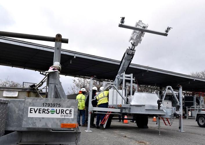BIZ-EVERSOURCE-BUILDS-RAPID-POLE-FLEET-2-MLV.jpg