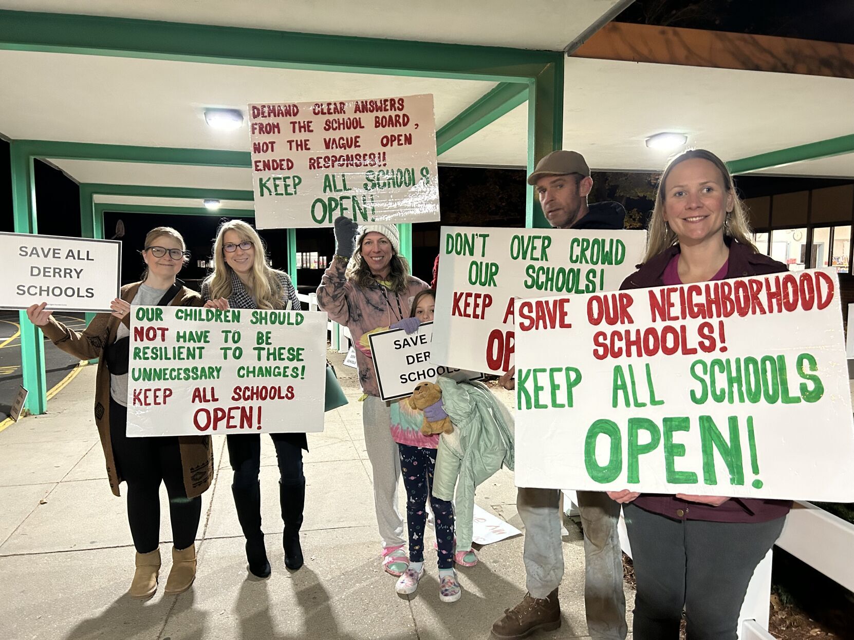 Derry citizens petition urges school board to reconsider school