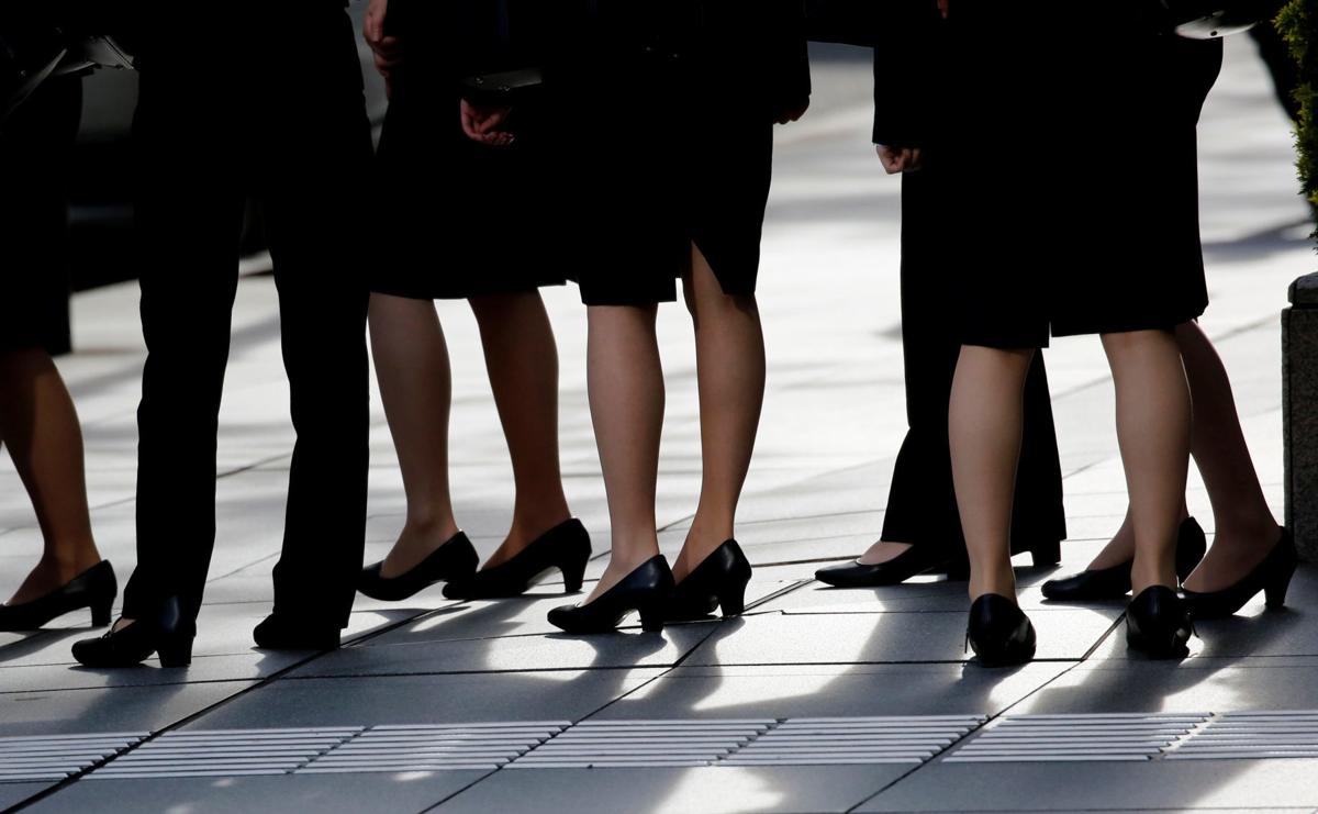 Kutoo No More Japanese Women Take Stand Against High Heels