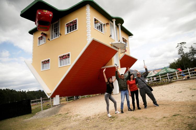 upside down house tennessee price