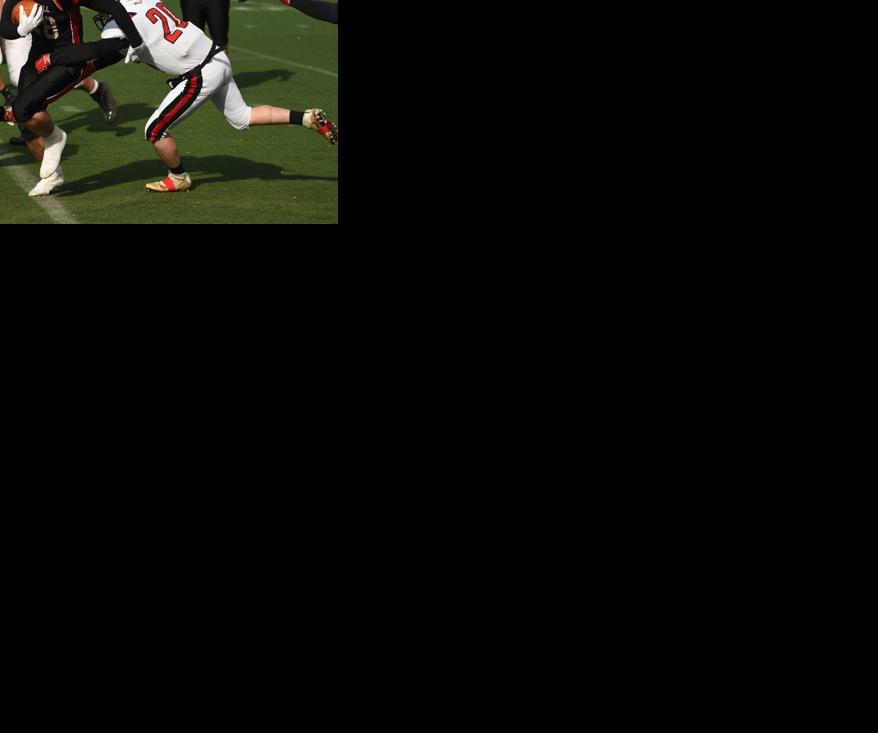 Division Iii Football Preview A Healthy Mills Makes Campbell A