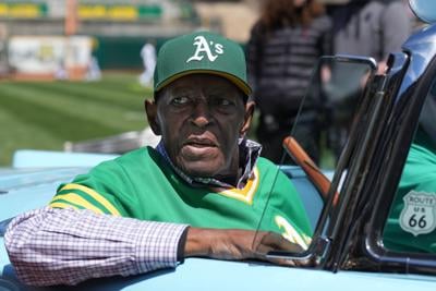 Vida Blue, legendary Oakland A's ace in the '70s, dies at 73