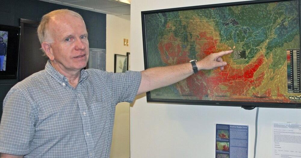 Catholic meteorologist keeps eyes on skies to support safety, success of Eucharistic pilgrimage - Vimarsana News