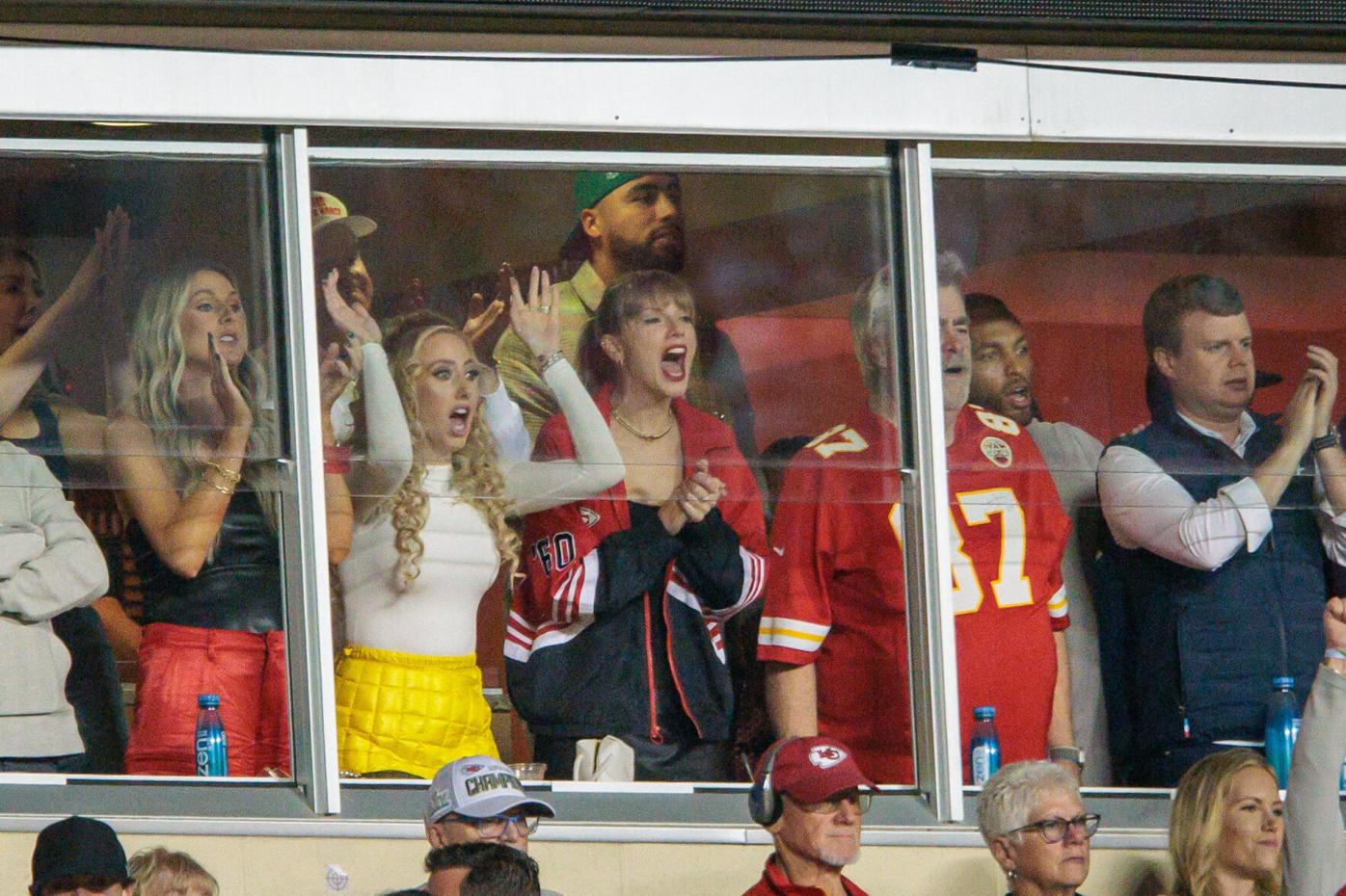 Taylor Swift Will Be With Travis Kelce Weekend After Broncos Game