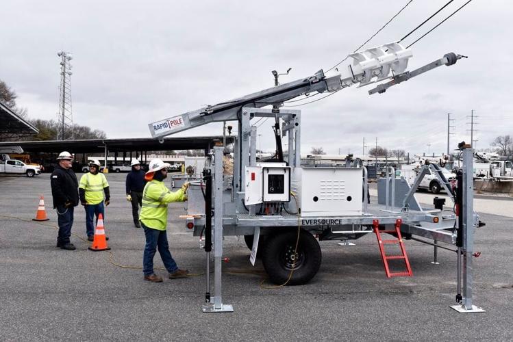 BIZ-EVERSOURCE-BUILDS-RAPID-POLE-FLEET-4-MLV.jpg