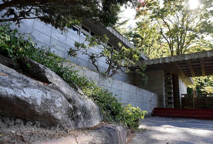 Frank Lloyd Wright house going on the market