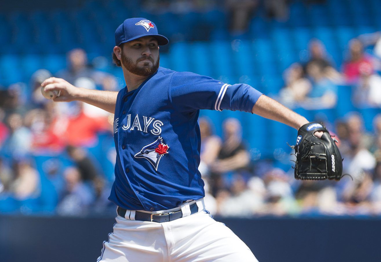 Encarnacion 5 RBIs Lifts Blue Jays Over Red Sox