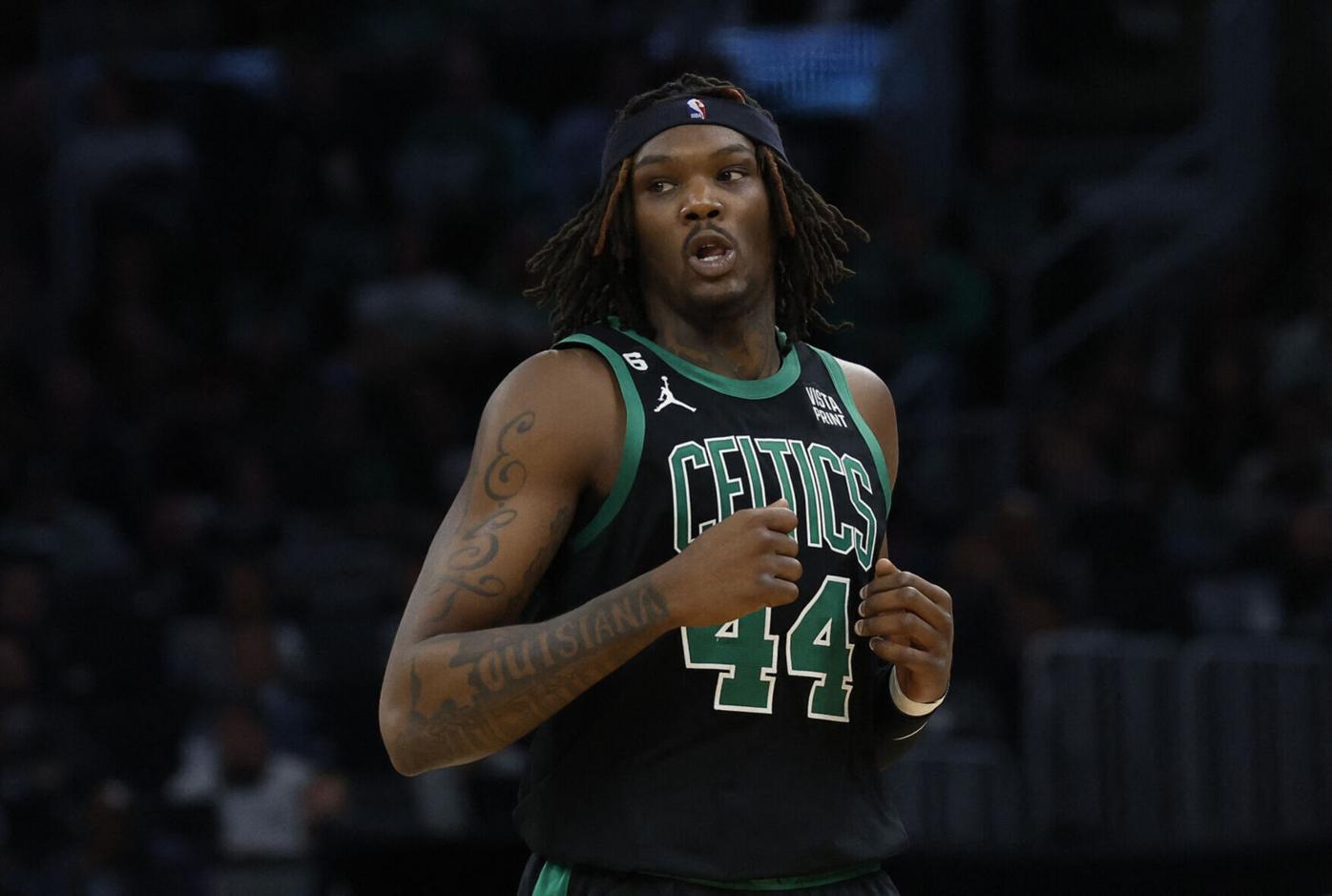 Celtics' Robert Williams III suffers injury scare in Game 6 vs. Heat