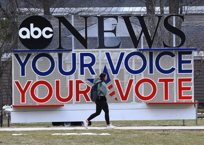 Nh S Place In 2020 Spotlight Arrives Voters First Unionleader Com