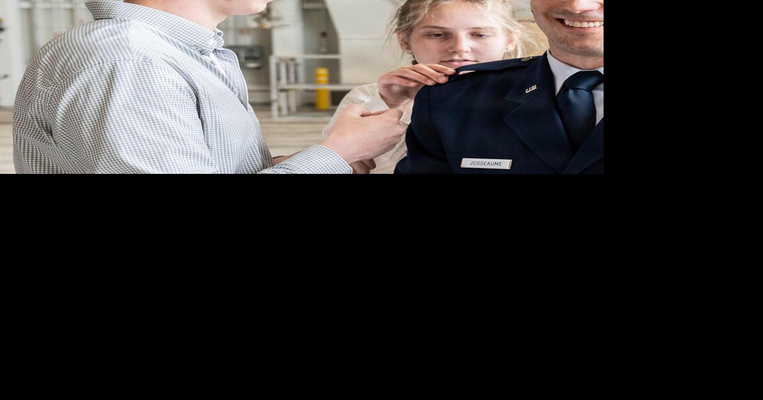 NH Air National Guard installs new commander