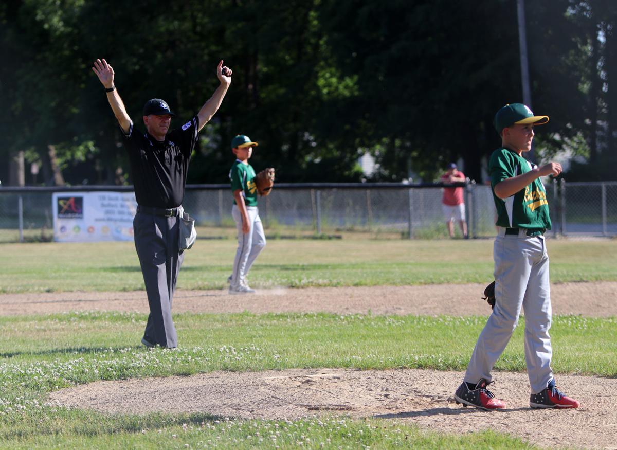 LL umpire