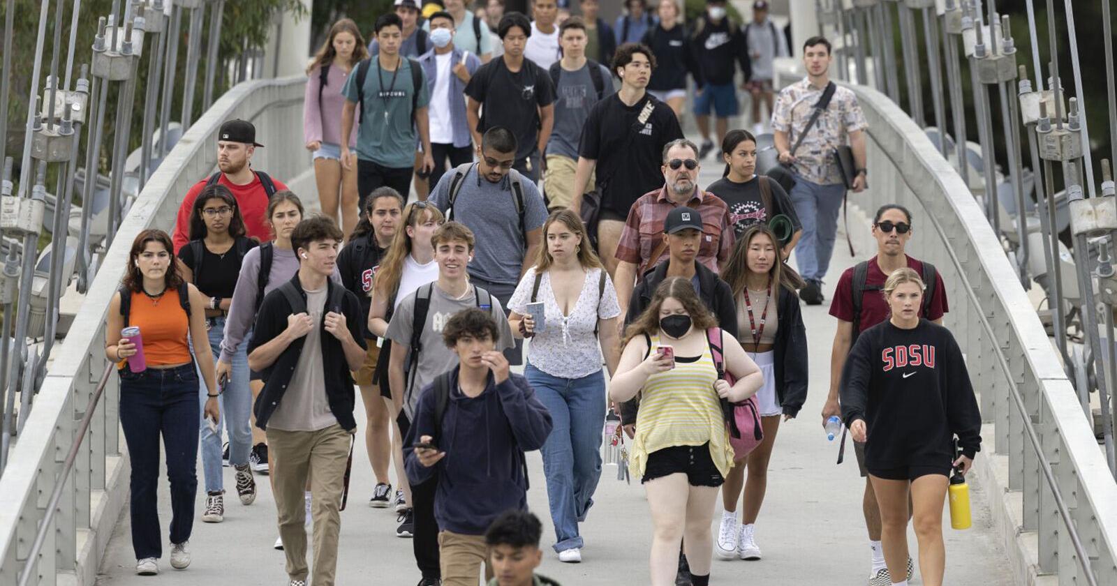 Econometer: Will restarting student loan payments hurt the economy? - Vimarsana News