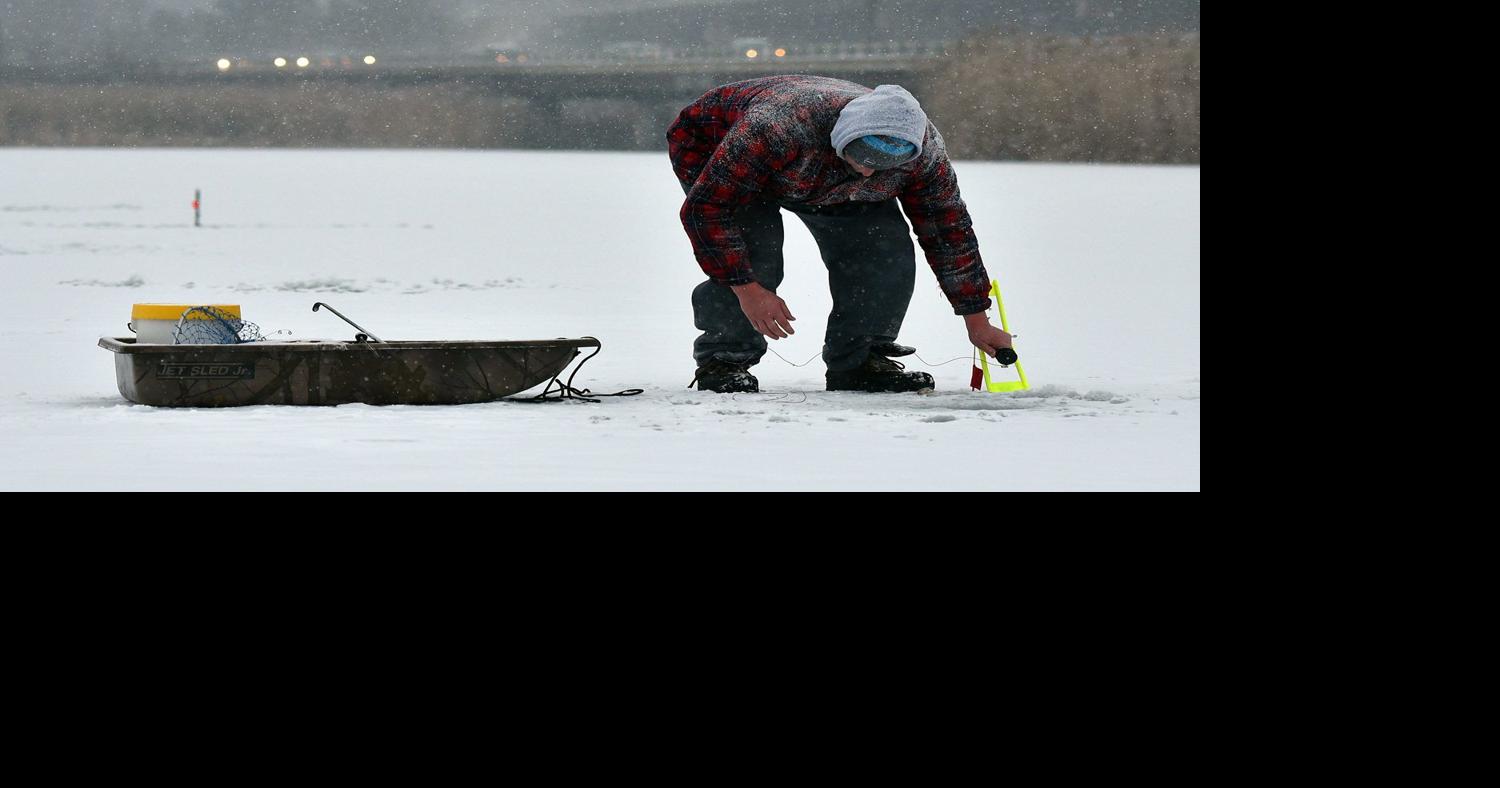 Snowstorm sends vehicles spinning, closing I93 south News